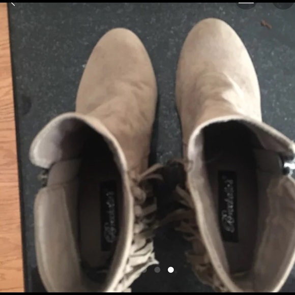 Ankle Boots - Picture 4 of 4